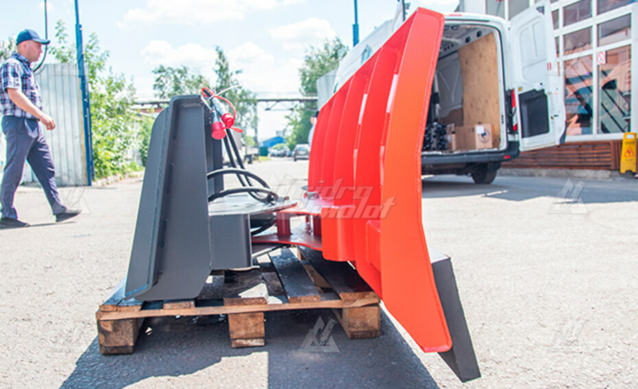 Отвал для уборки снега Impulse TB1800 для погрузчиков картинка 53720